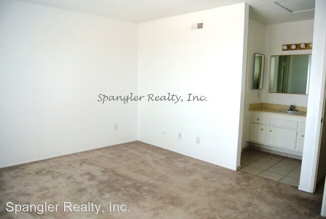 Building Photo - 2 br, 2.5 bath House - 6711 Clover Court