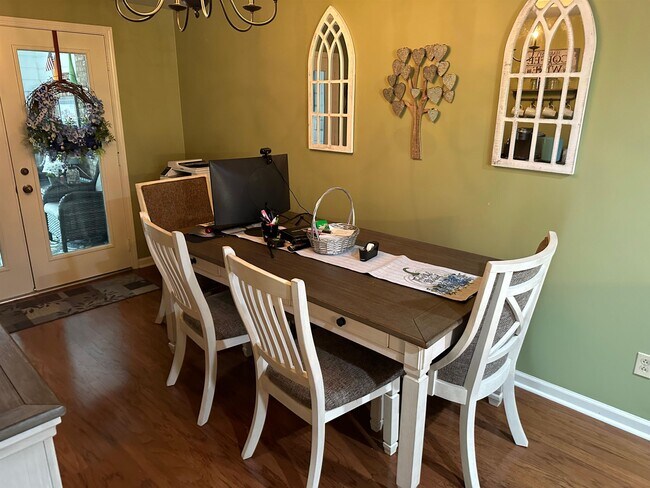 Foto del edificio - 4103 Cs-1517