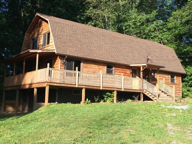 Building Photo - 127 Baines Ln