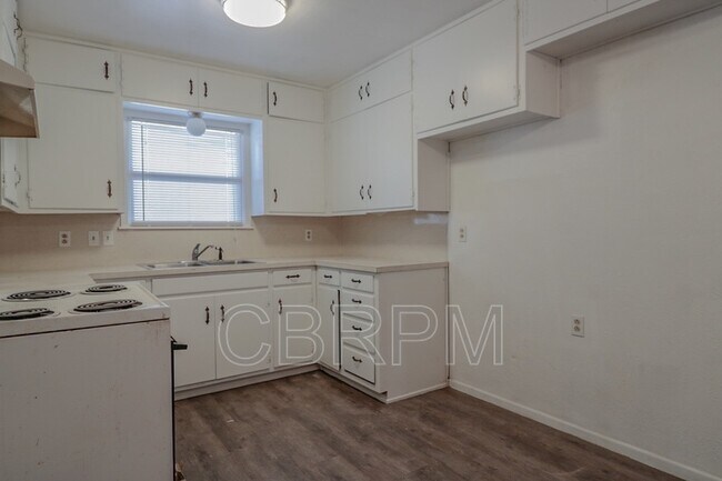 Foto del edificio - 4923 39th St