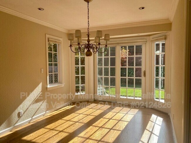 Building Photo - 16786 Potter Ct