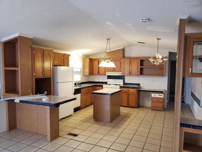 Building Photo - 4161 Calle Nuestra