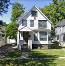 Building Photo - 217 N Midler Ave