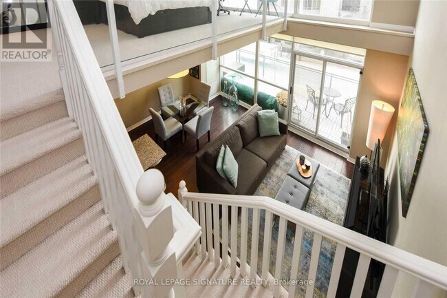 Photo du bâtiment - 225 Webb Dr