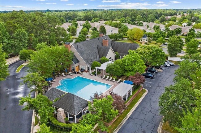 Building Photo - 5406 Ridgedale Dr