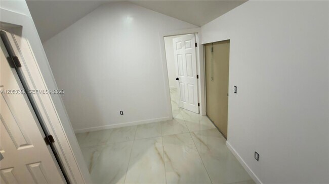 Foto del edificio - 1150 SW 9th Ave