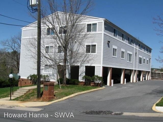 Building Photo - 4 br, 2 bath House - 303 White Street Apt 402