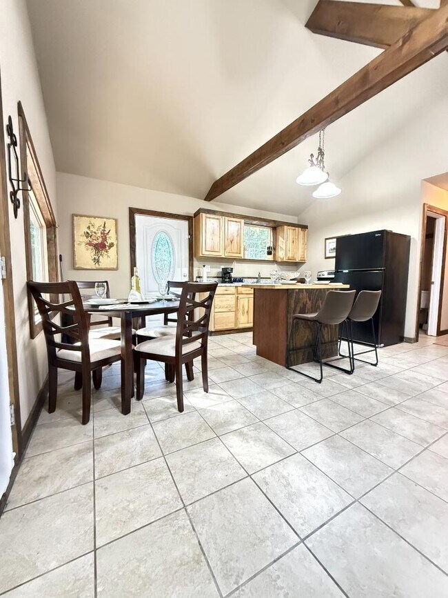Foto del edificio - 343 Knob Hill Cir