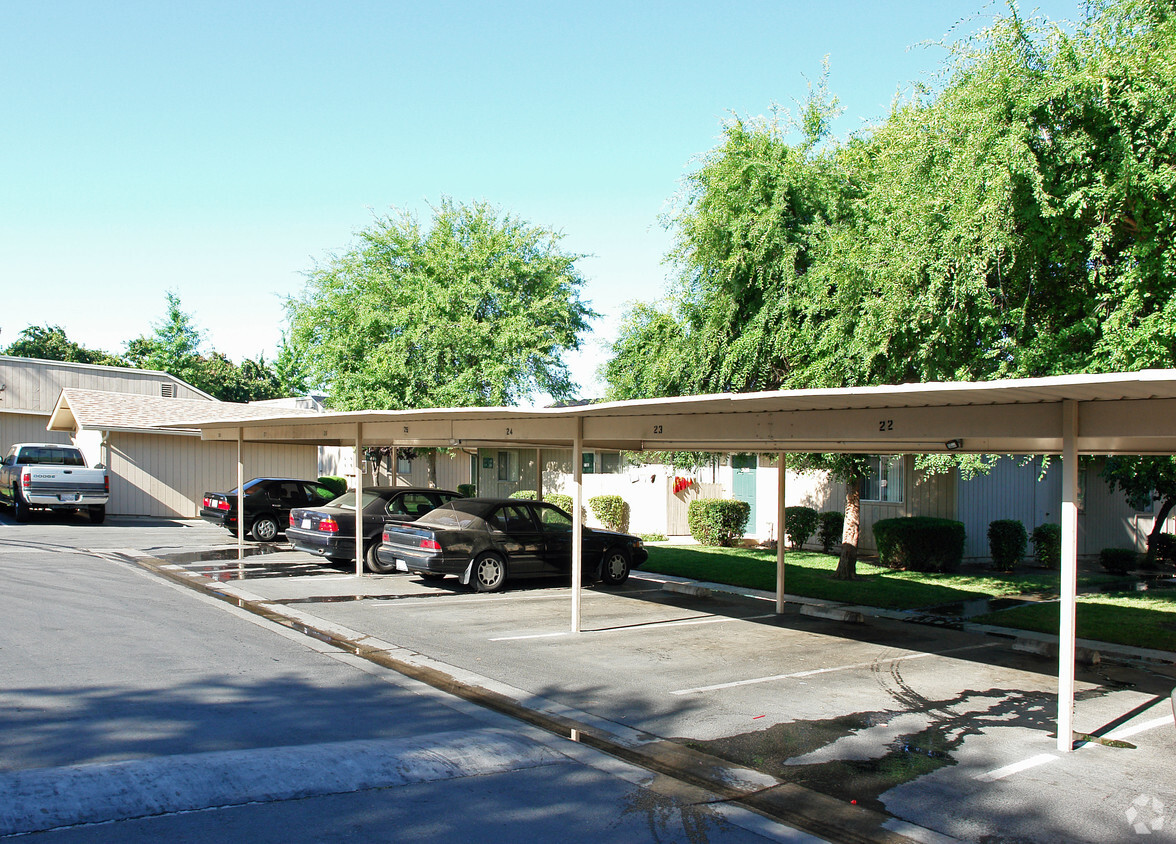 Primary Photo - Plaza Mendoza