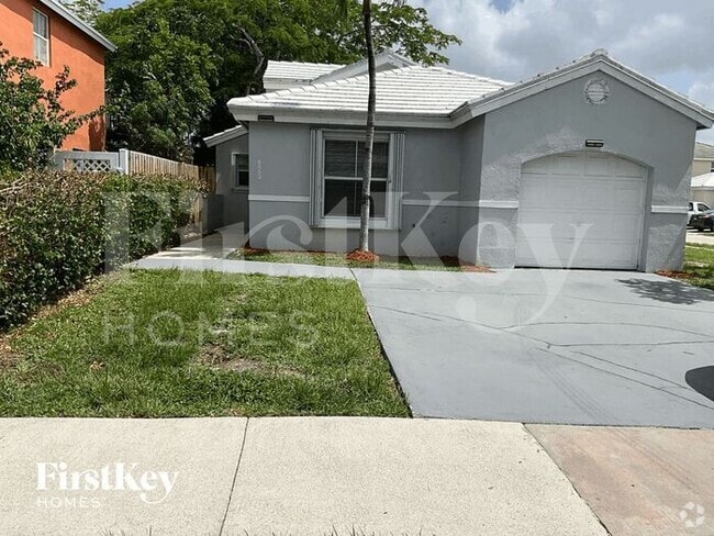 Building Photo - 6553 Bayfront Dr