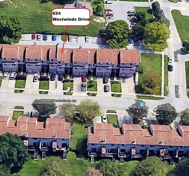 Foto del edificio - $1350 | 3 Bedroom, 2.5 Bathroom TOWN HOME ...