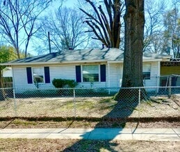 Building Photo - 2905 Grassmere St