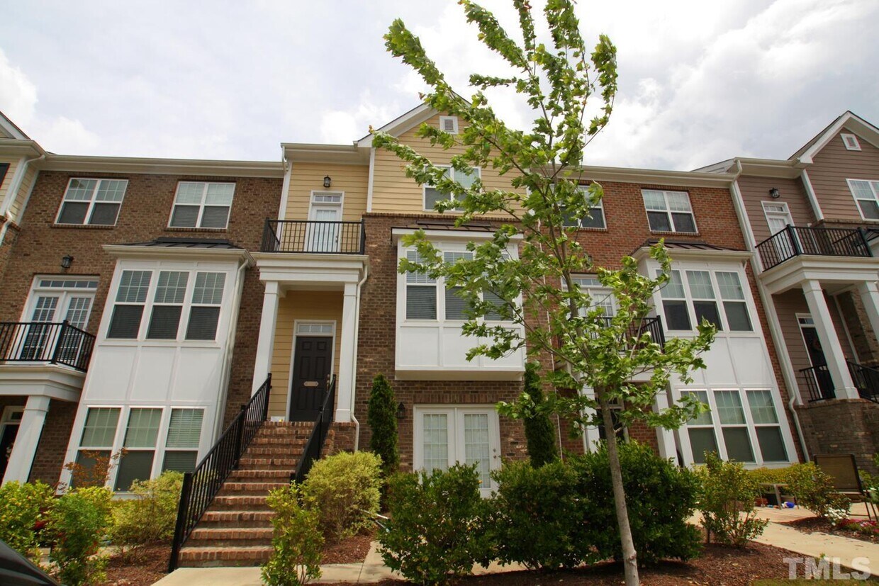 Foto principal - 10106 Glen Autumn Rd