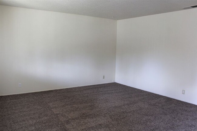 Building Photo - 819 Pio Pica Way Stockton Ca 95210