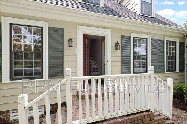 Building Photo - 177 Cottonwood Dr