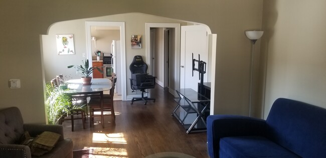 Living room to Kitchen - 2117 S Palm Grove Ave