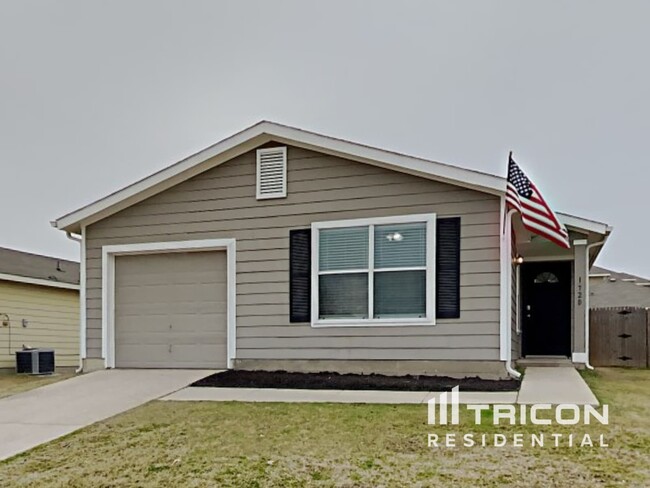 Building Photo - 1720 Vineridge Ln