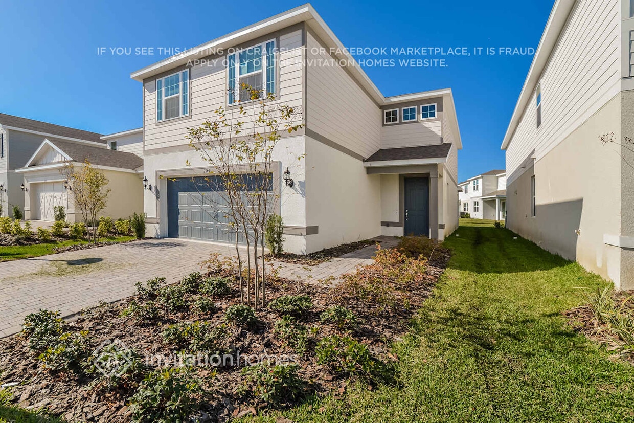 Building Photo - 2142 Calm Night St