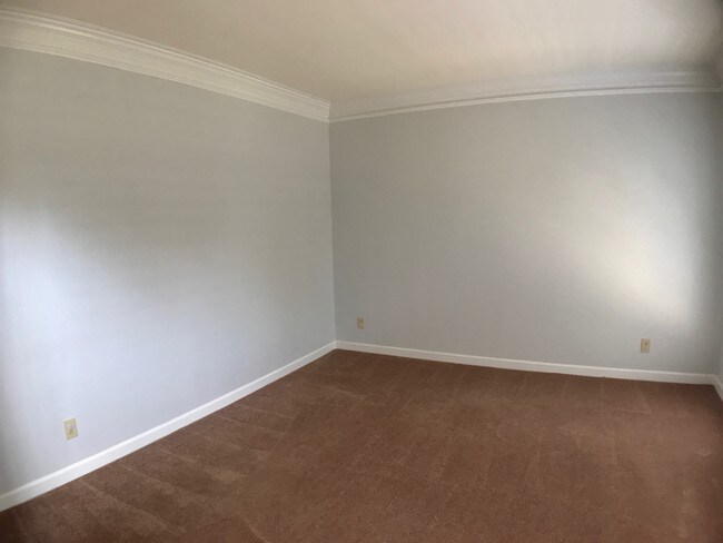 Building Photo - 145 Saint Ignaius Close