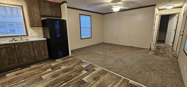 Building Photo - 309 Mulberry