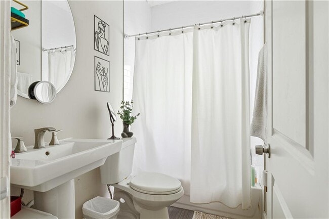 Building Photo - Adair Park