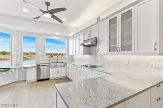 Building Photo - 25000 Cypress Hollow Ct