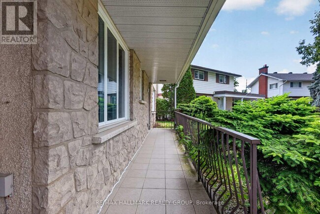 Photo du bâtiment - 1038 Arnot Rd