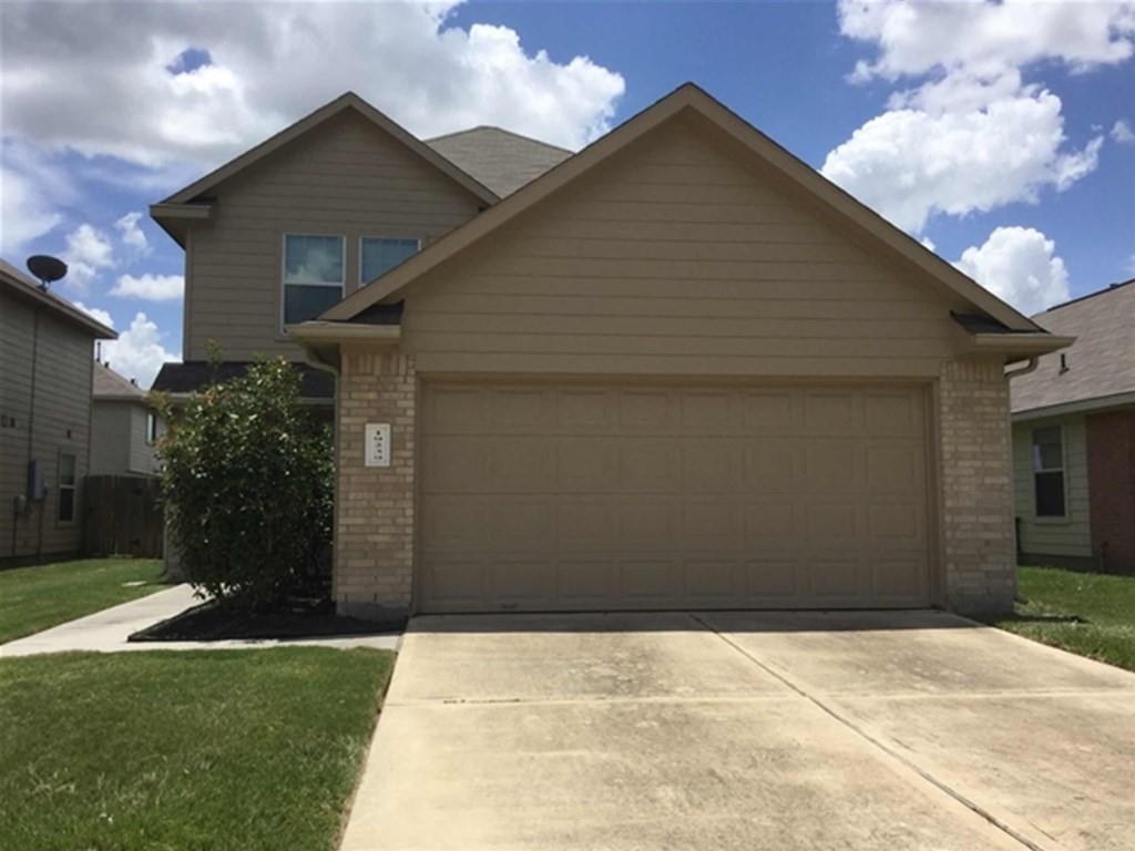 Foto principal - 19239 Lakota Dr