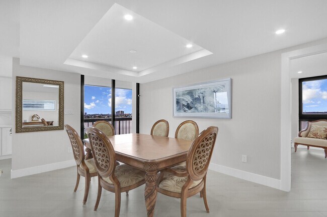 Foto del edificio - 5380 N Ocean Dr