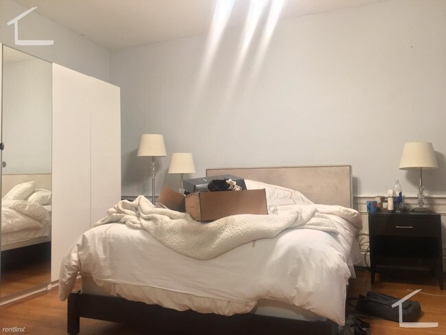 Foto del edificio - 5 br, 2 bath Condo - 215 Saint Paul St # 200
