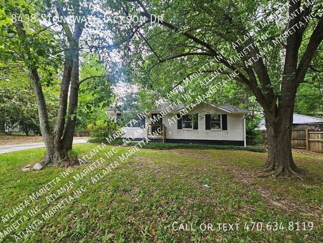 Foto del edificio - 8438 Stonewall Jackson Dr
