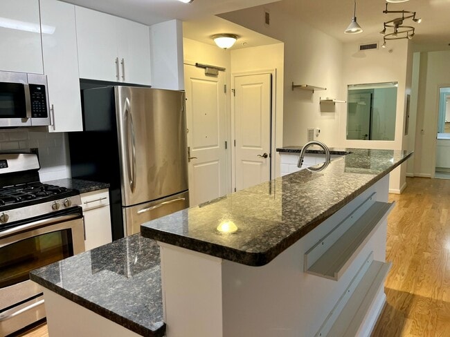 Foto del edificio - 1390 Kenyon St NW