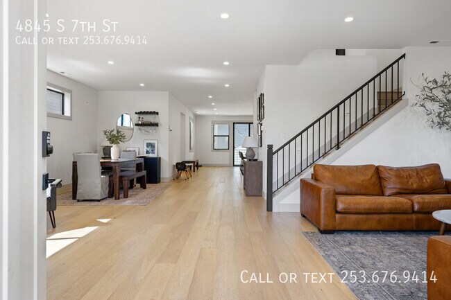 Foto del edificio - 4845 S 7th St