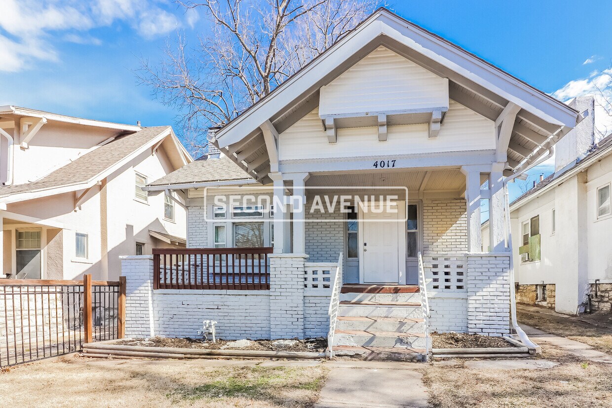 Primary Photo - 4017 S Benton Ave