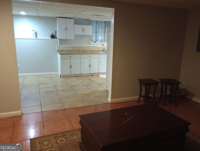 Foto del edificio - 3024 Ravenwolfe Way SW