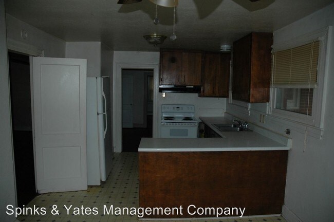 Building Photo - 107 Avery Dr