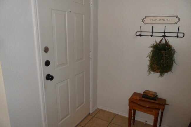 Foto del edificio - 1120 Fairhaven Dr