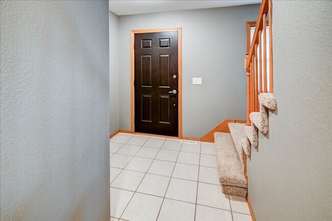 Foto del edificio - 400 Muirfield Ct
