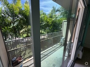 Building Photo - 2126 Lau‘ula St