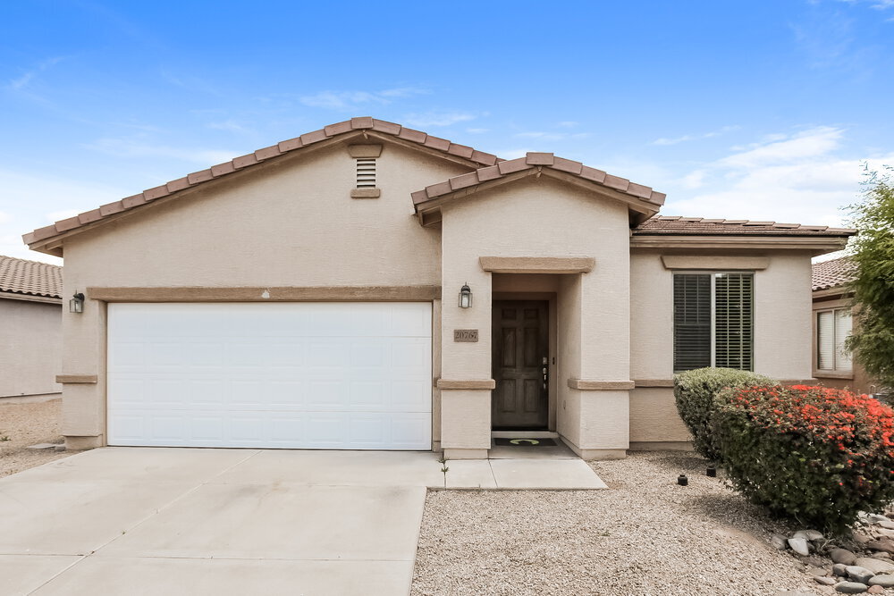 Foto principal - 20767 N Alma Dr