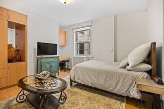 Building Photo - 21 Beacon St