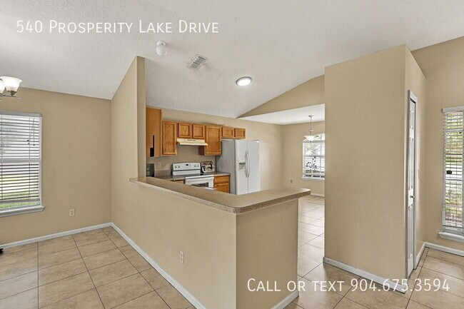 Foto del edificio - 540 Prosperity Lake Dr