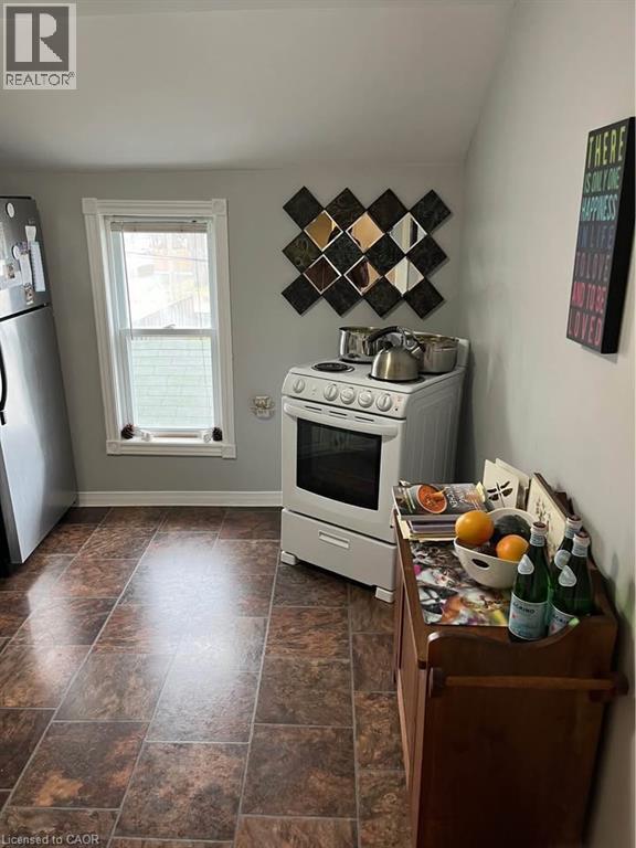 Photo du bâtiment - 3850 Fernwood Ln