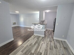 Building Photo - 2281 S Vaughn Way