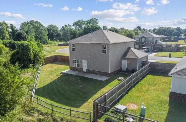 Building Photo - 3 Bed | 2.5 Bath in Broken Arrow!