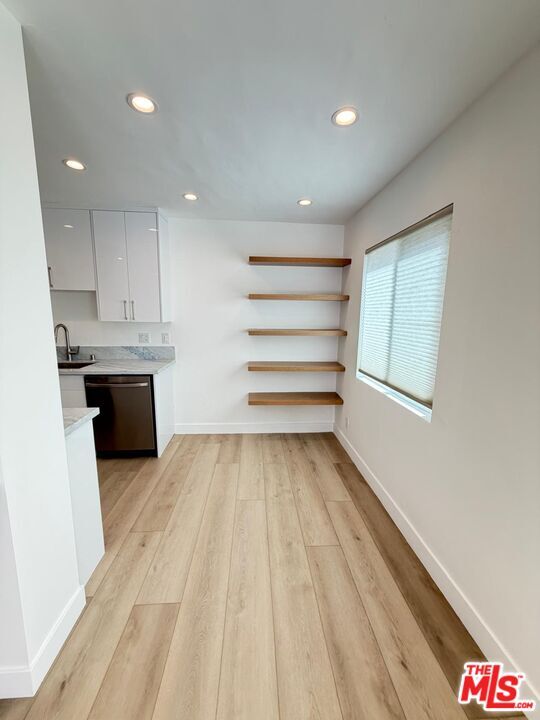 Foto del edificio - 3744 Westwood Blvd