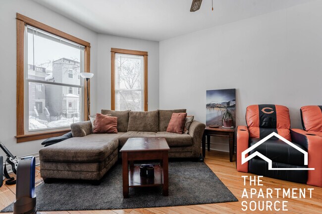 Foto del edificio - 3032 N Clifton Ave