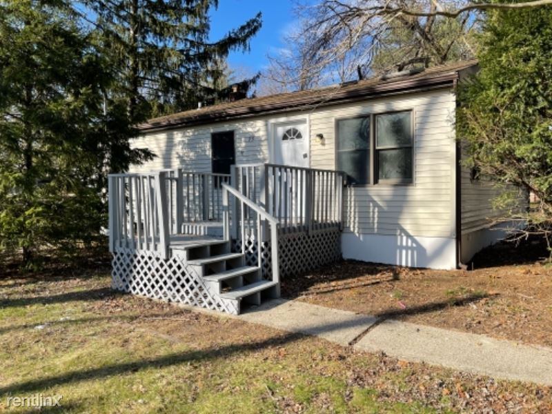Primary Photo - 3 br, 1.5 bath House - 75 Columbus Ave
