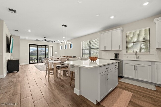 Building Photo - 11661 Venetian Lagoon Dr