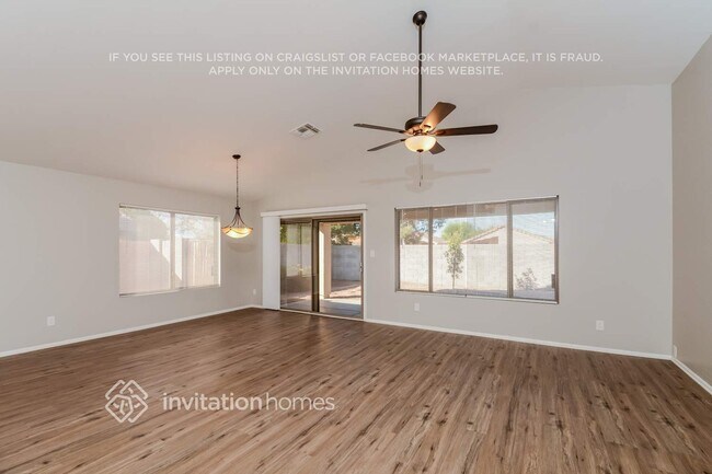 Building Photo - 14938 N 132nd Ln